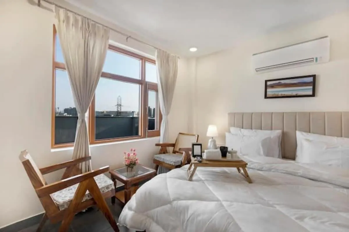 Penthouse With Jacuzzi Garden & Extra Room Pets Ok Gurgáon